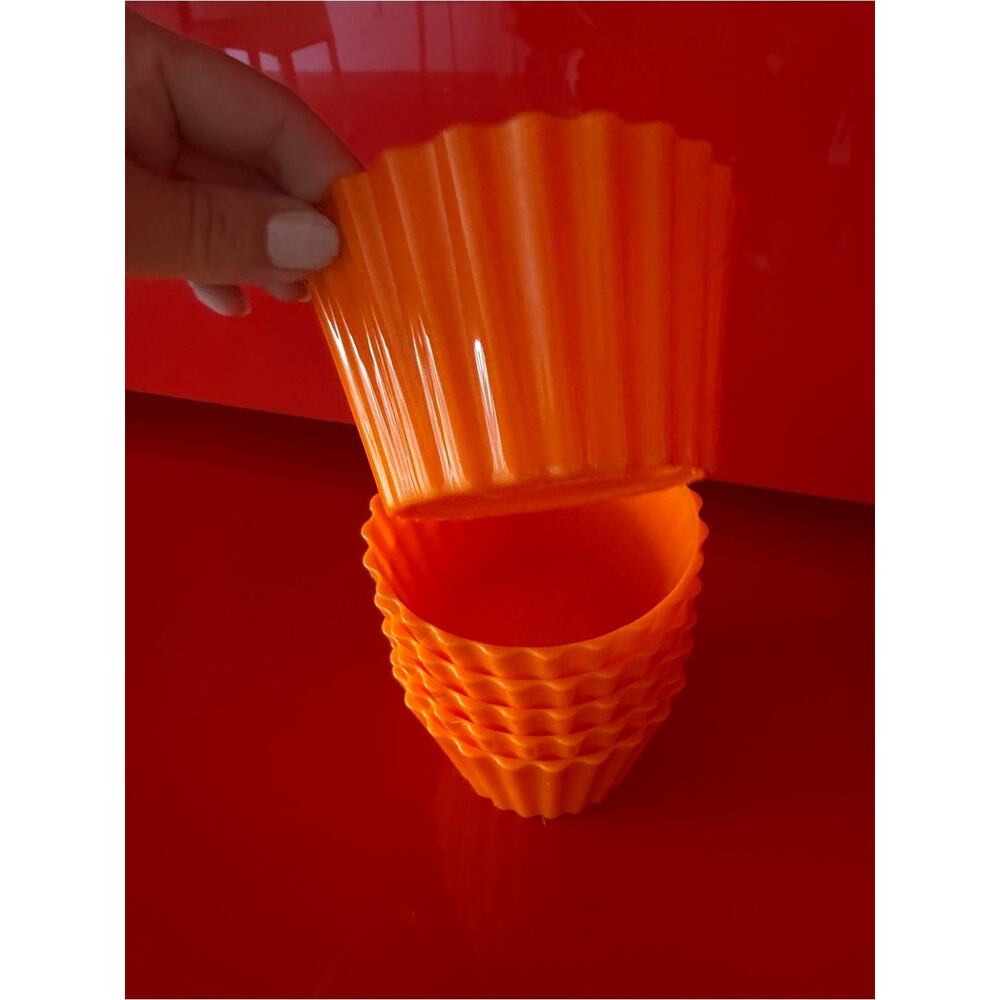 🗽6 Stackable Plastic Containers Bright Orange - Picture 2 of 3